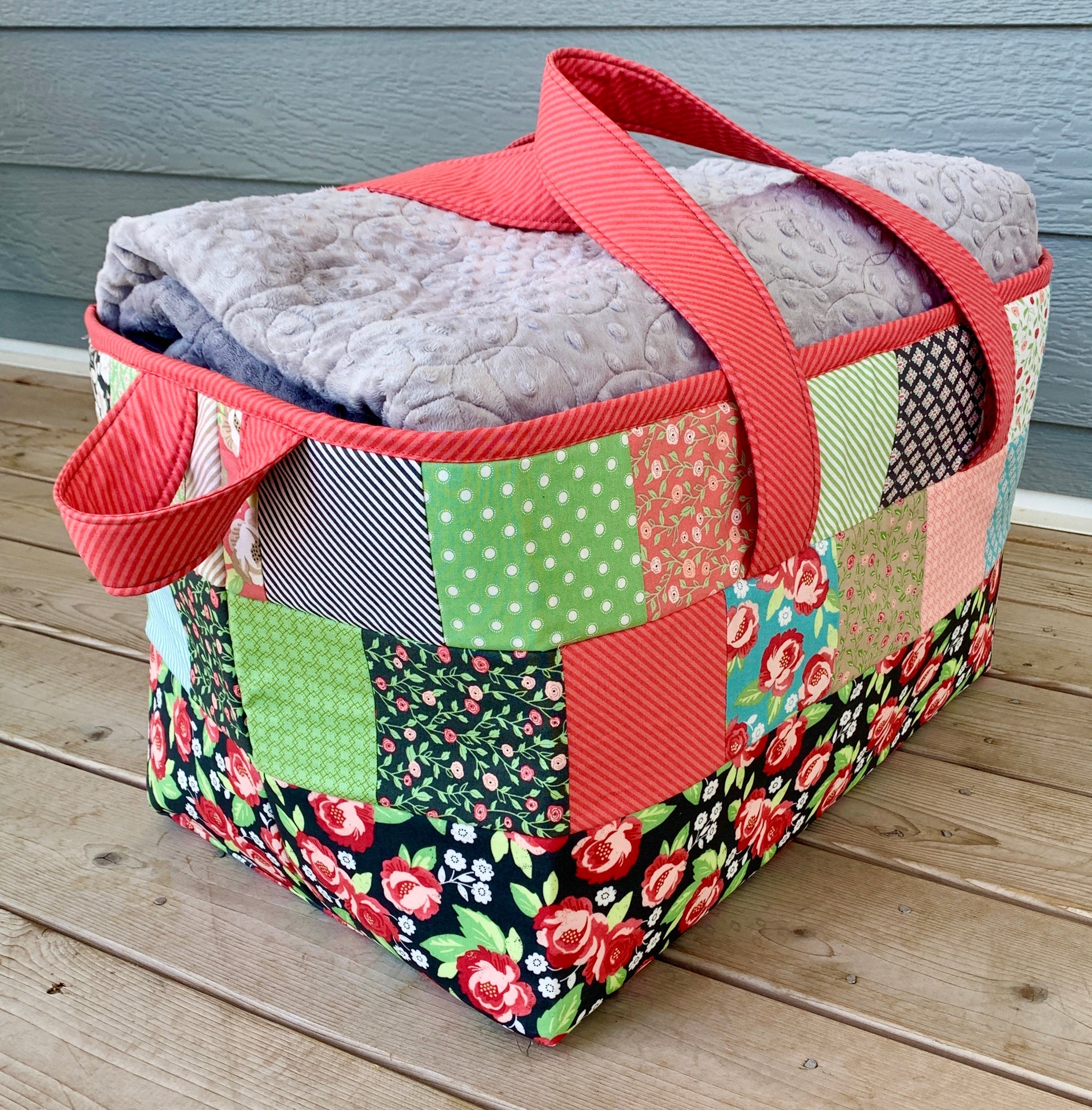 Grab N' Go Tote Pattern 229 Pattern GE Designs   